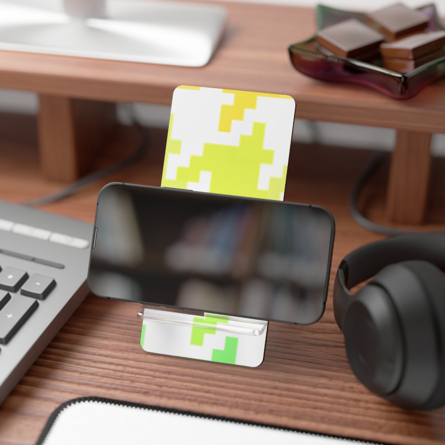 Phone Stand Houndstooth