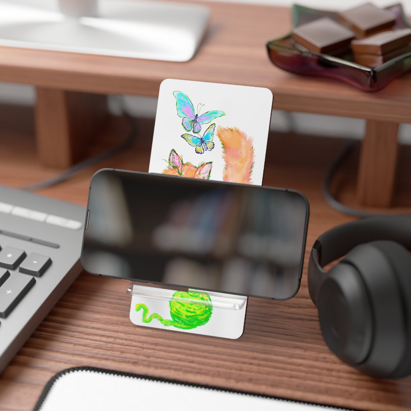 Colorful Cats & Dogs Smartphone Display Stand