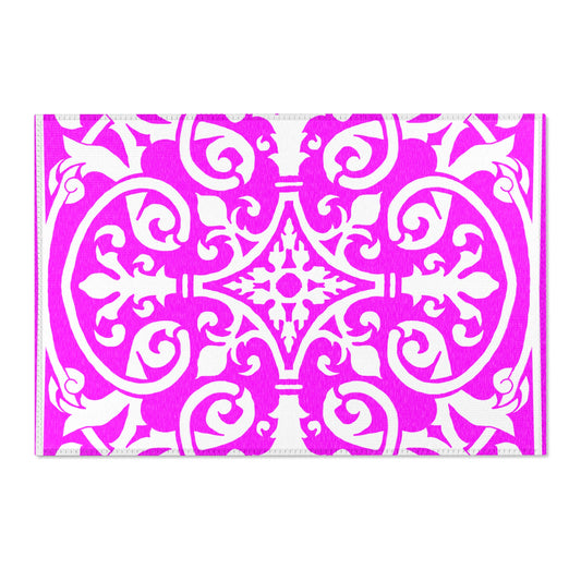 Scrollwork Indoor/Outdoor Rug Raspberry