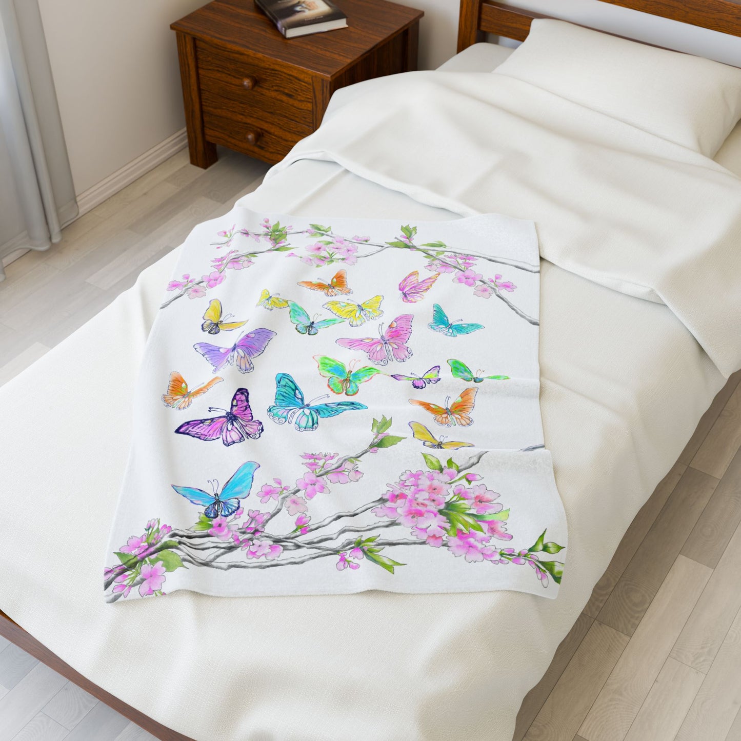 Blossom Glide Velveteen Plush Blanket